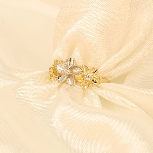 Anel de Flores com Zircônia Folheado a Prata e Ouro 18k