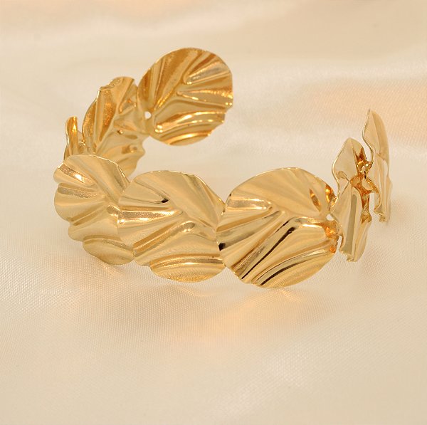 Bracelete com Design Orgânico Folheado a Ouro 18k