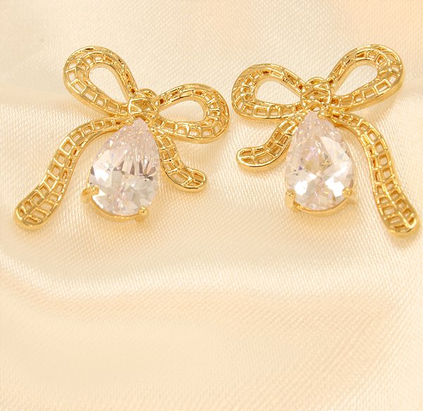 Brinco de Laço com Zircônia Cristal Folheado a Ouro 18k