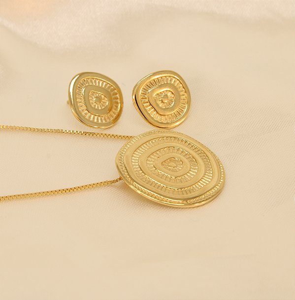 Conjunto com Design Orgânico Banhado a Ouro 18k