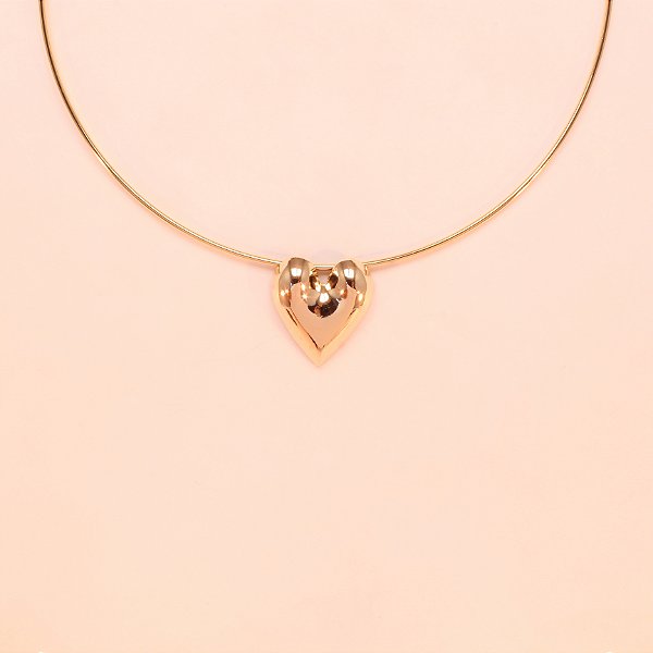 Choker de Aro Liso com Coração Folheado a Ouro 18k