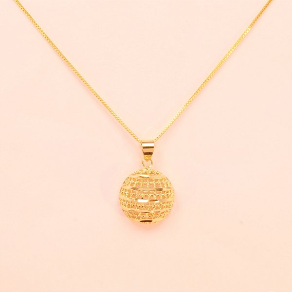 Gargantilha Redonda Trabalhada Folheado a Ouro 18k