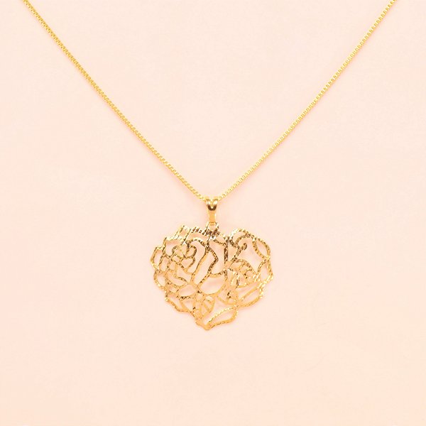 Gargantilha com Design de Rosa Folheado a Ouro 18k