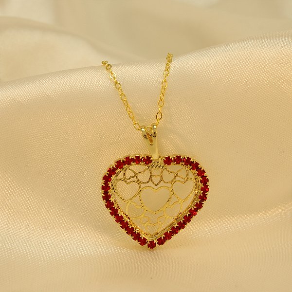 Gargantilha de Coração com Zircônia Rubi Folheado a Ouro 18k