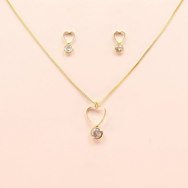 Conjunto de Coração Vazado com Zircônia Folheado a Ouro 18k