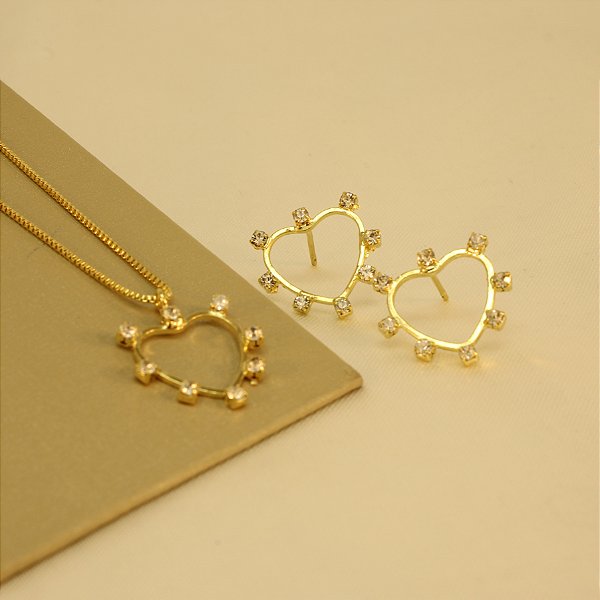 Conjunto Coração Vazado com Zircônia Banhado a Ouro 18k