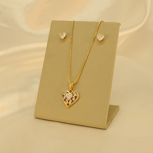 Conjunto de Coração Cravejado em Zircônia Banhado a Ouro 18k