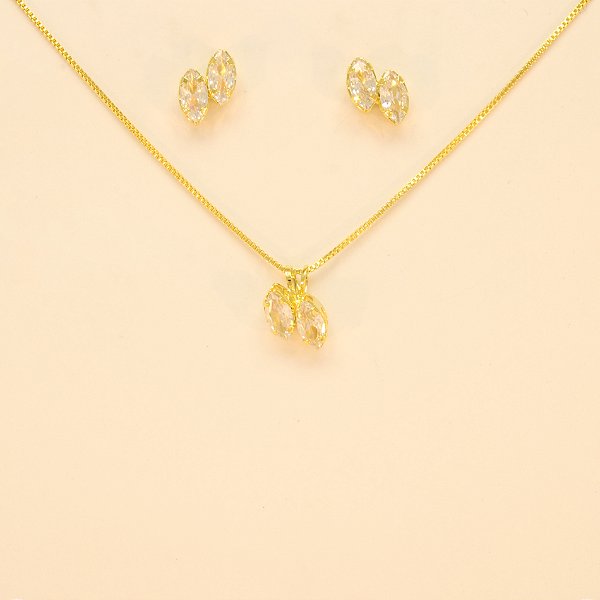 Conjunto com Zircônia Cristal Folheado a Ouro 18k