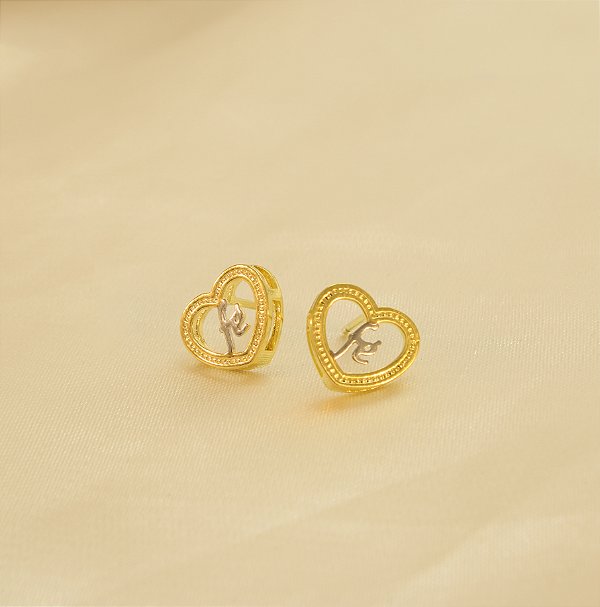 Brinco de Coração Escrito Fé Banhado a Ródio e Ouro 18k