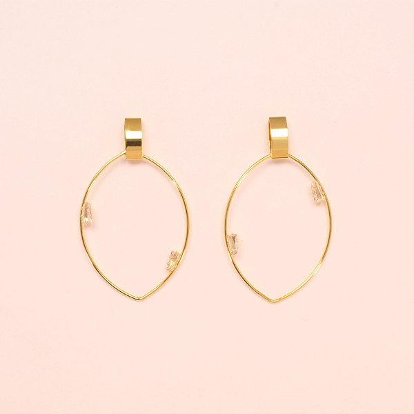 Brinco Aro Gota com Zircônia Folheado a Ouro 18k