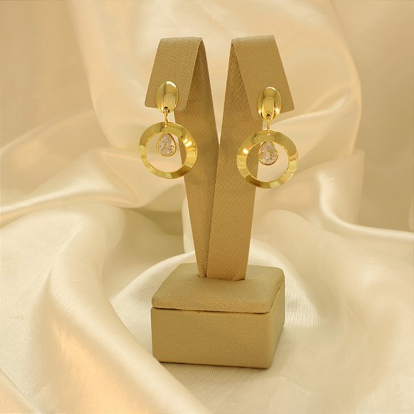 Brinco com Design Vazado e Zircônia Folheado a Ouro 18k