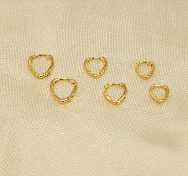 Brinco Argola em Trio de Coração Folheado a Ouro 18k