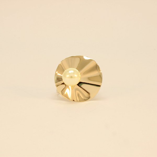 Anel de Flor Orgânica e Pérola Folheado a Ouro 18k