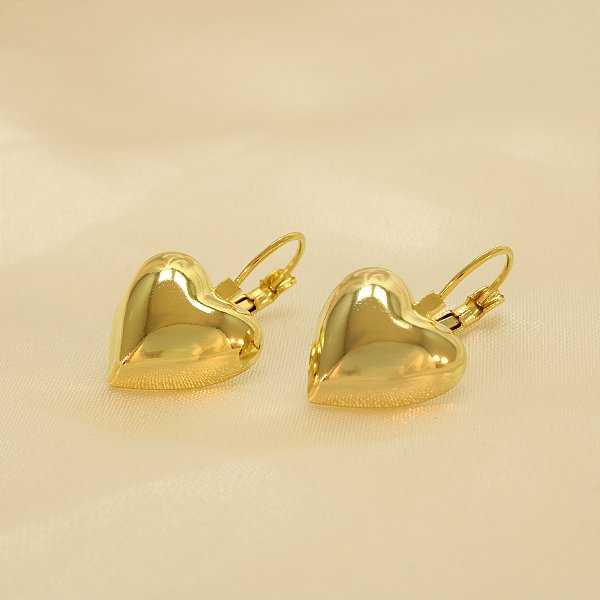 Brinco de Coração com Fecho Italiano Banhado a Ouro 18k
