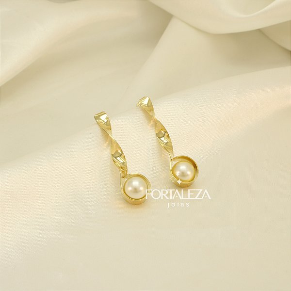 Brinco Torcido com Pérola Banhado a Ouro 18k