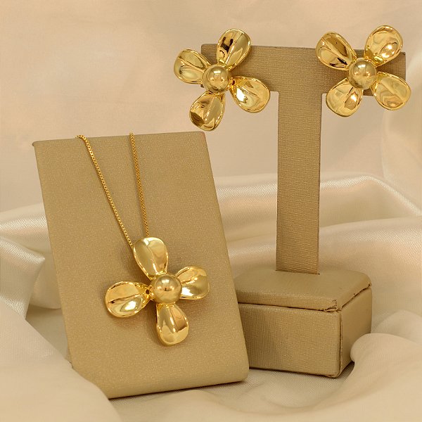 Conjunto de Flor Banhado a Ouro 18k