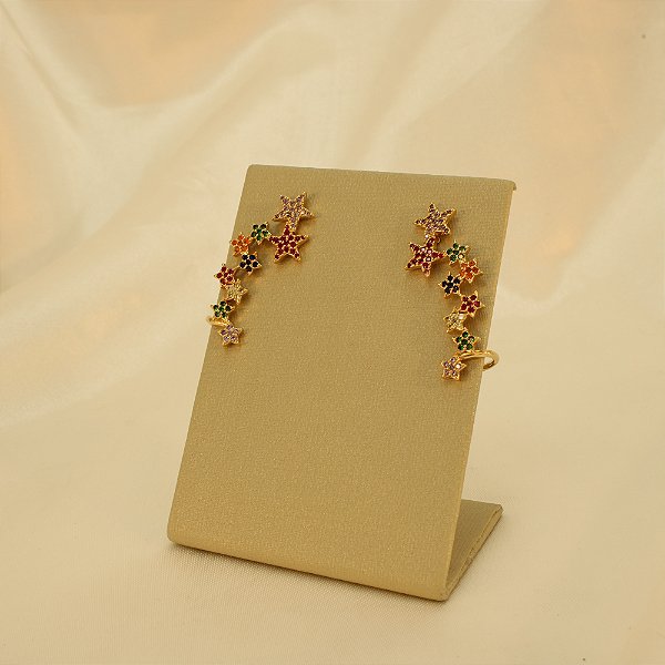 Brinco Ear Cuff de Estrelas Folheado a Ouro 18k