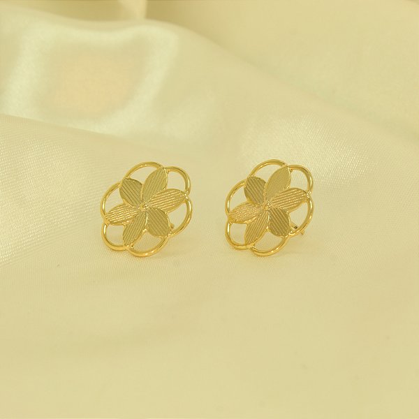 Brinco de Flor Vazado Banhado a Ouro 18k