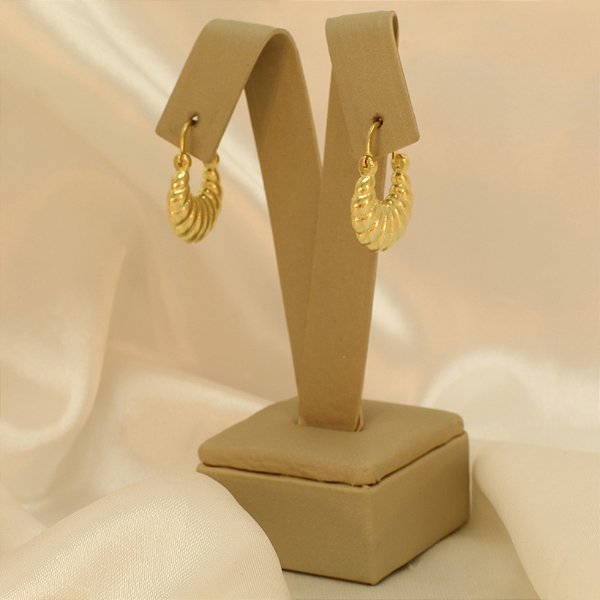 Brinco Plissado com Fecho Italiano Folheado a Ouro 18k