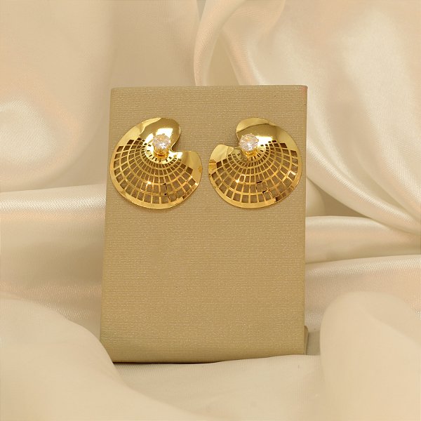 Brinco Oval Vazado com Zircônia Banhado a Ouro 18k