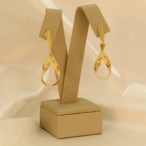 Brinco Ondulado Liso Folheado a Ouro 18k