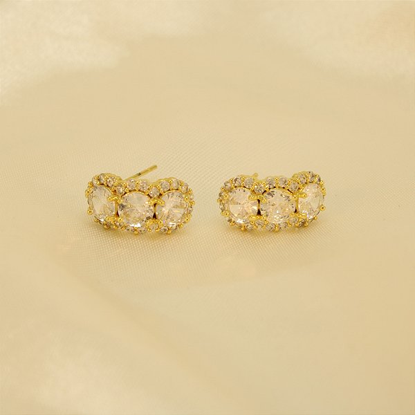 Brinco Cravejado com Zircônia Cristal Folheado a Ouro 18k