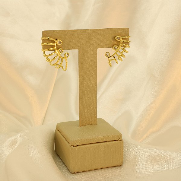 Brinco Ear Cuff com Zircônias Folheado a Ouro 18k