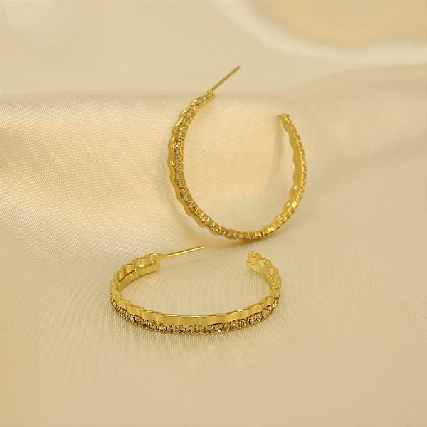 Brinco Argola Cravejado Folheado a Ouro 18k