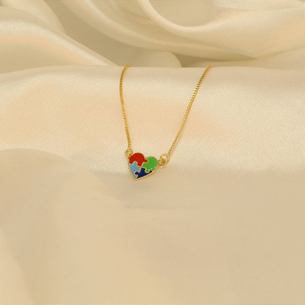 Gargantilha de Coração Símbolo Autismo Banhado a Ouro 18k