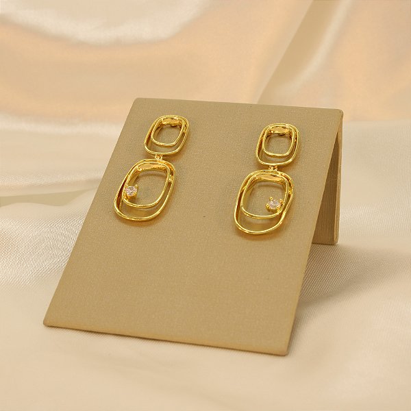 Brinco Vazado com Zircônia Banhado a Ouro 18k