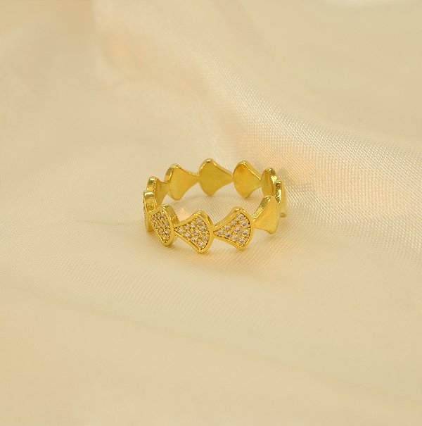 Anel Cravejado Banhado a Ouro 18k