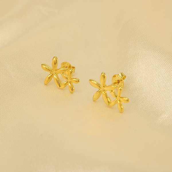 Brinco com Design de Flores Banhado a Ouro 18k