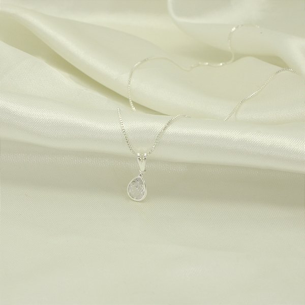 Gargantilha Gota com Zircônia Cristal Banhado a Prata