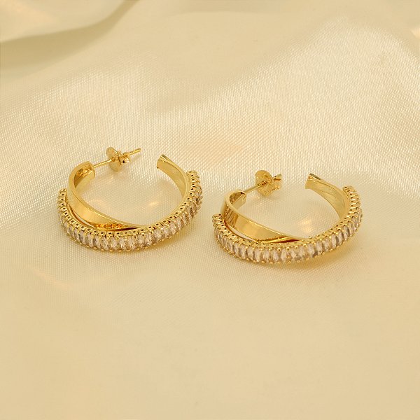Brinco Argola Cravejado em Zircônia Banhado a Ouro 18k