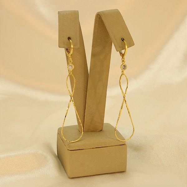 Brinco Argola com Detalhe em Zircônia Banhado a Ouro 18k