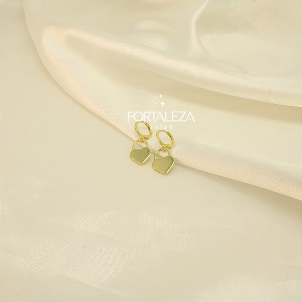 Brinco de Cadeado com Design de Coração Banhado a Ouro 18k