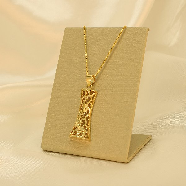 Gargantilha Trabalhada e Banhada a Ouro 18k