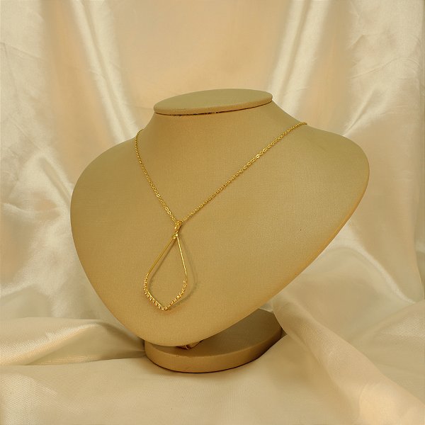 Gargantilha com Detalhes em Zircônia Banhado a Ouro 18k