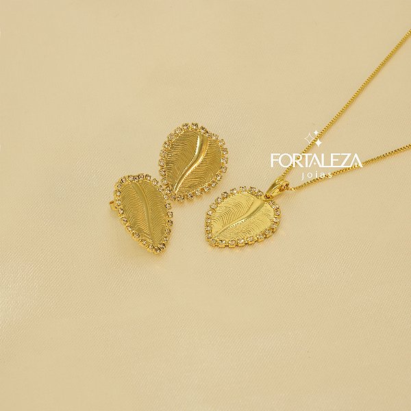 Conjunto de Folha Detalhada em Zircônia e Banhado a Ouro 18k