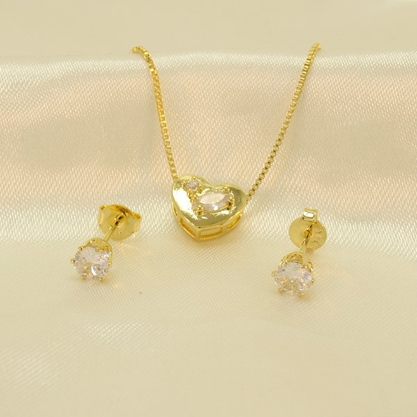 Conjunto de Coração com Zircônia Banhado a Ouro 18k