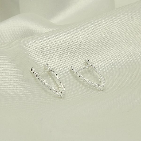 Brinco Argola Diamantado e Banhado a Prata 925