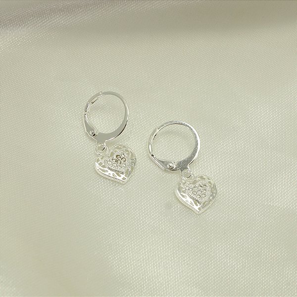 Brinco Argola Tranqueta de Coração Banhado em Prata 925