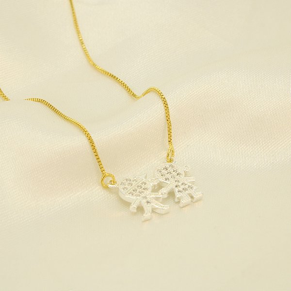 Gargantilha Menino e Menina Banhado a Prata e Ouro 18k