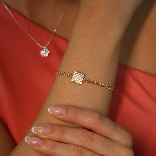Pulseira com Pingente Cravejado e Banhado a Ouro 18k
