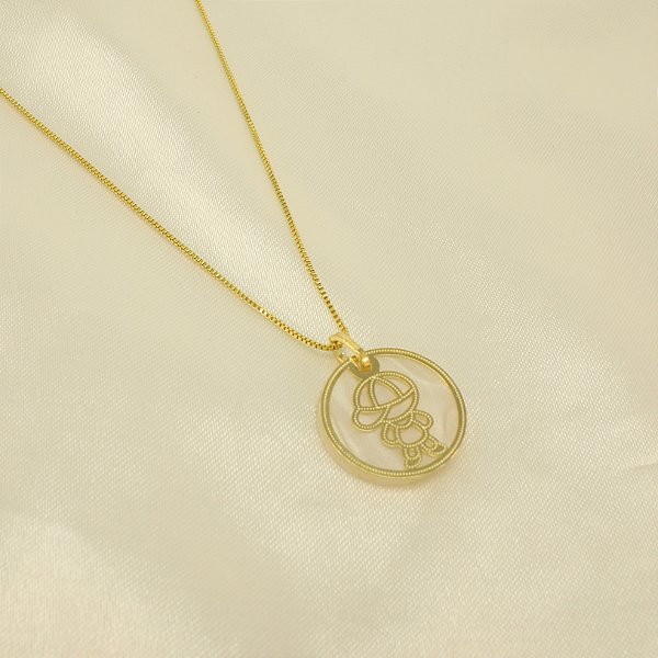 Gargantilha Menino com Placa de Resina Banhado a Ouro 18k