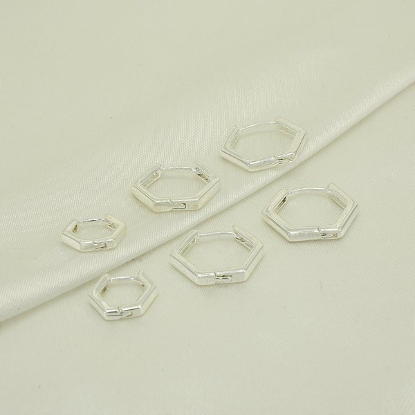 Brinco Argola em Trio Geométrico Banhado a Prata