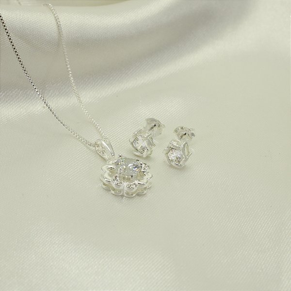 Conjunto de Flor com Zircônia Cristal Banhado a Prata
