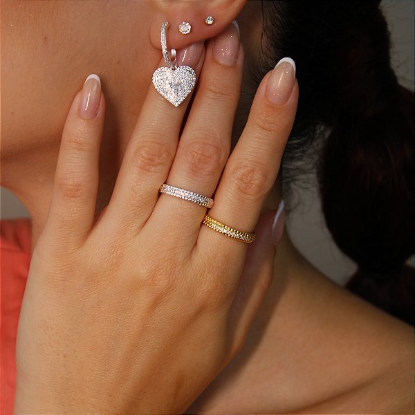 Anel Meia Aliança Cravejado em Zircônia Banhado a Prata 925