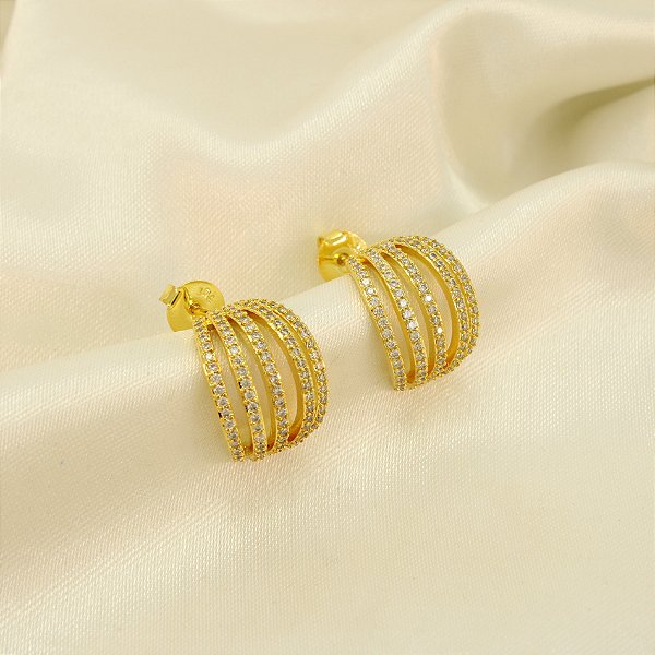 Brinco Cravejado com Zircônias Cristal Banhado a Ouro 18k