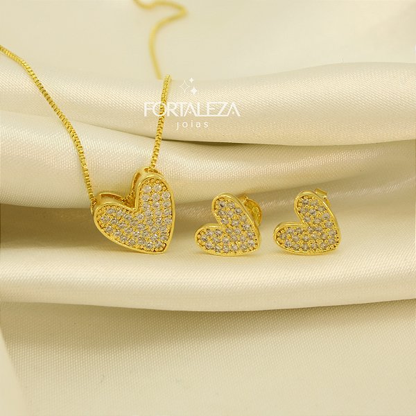 Conjunto de Coração Cravejado em Zircônia Banhado a Ouro 18k